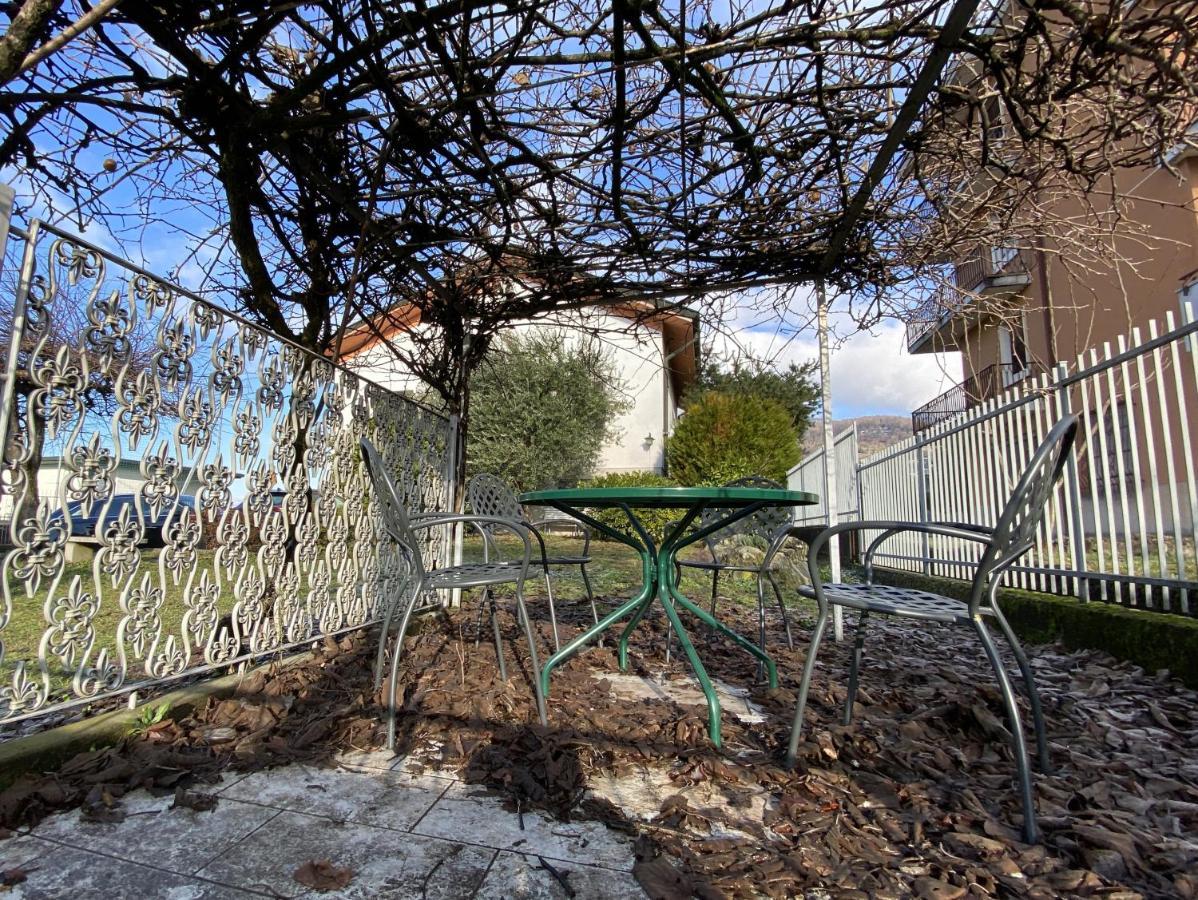 Villino Carla Villa Lipomo Bagian luar foto